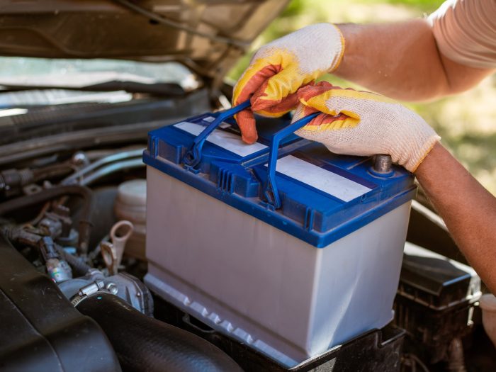 Car battery change at home service